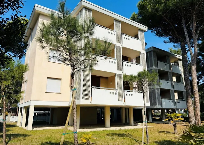 Bright Flat With Balcony Μπιμπιόνε